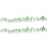 Perline di conchiglia chips verde chiaro