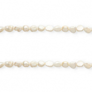 Perle di acqua dolce imperfette pepita ovale 9x7-8mm bianco naturale