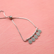 Novità Dai un'occhiata ai nostri ciondoli di metallo DQ nel color argento antico 