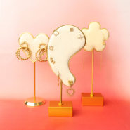 Set di ispirazione Presenta i tuoi gioielli in modo elegante con i nostri nuovi espositori per gioielli!