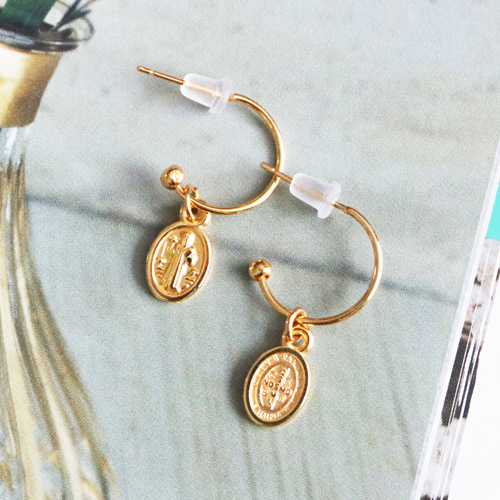 Con i nuovissimi componenti per orecchini e chiusure per gioielli in metallo DQ puoi realizzare queste splendide idee: