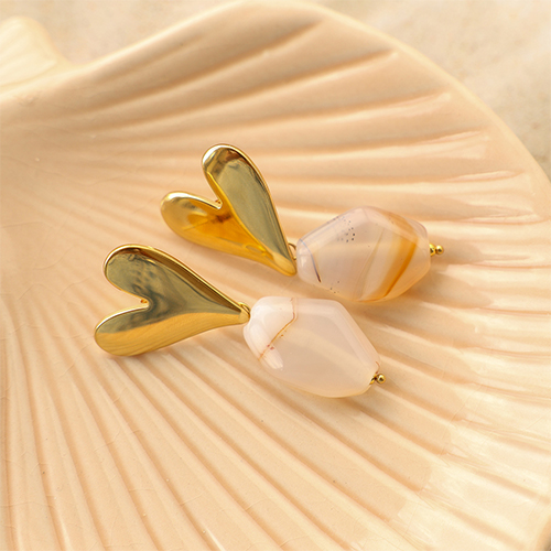 Come creare gioielli colorati con perline in pietra naturale