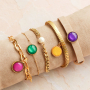 Bracciali e orecchini coordinati con cabochon