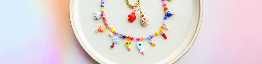 Scopri le nostre perline di ceramica colorate 