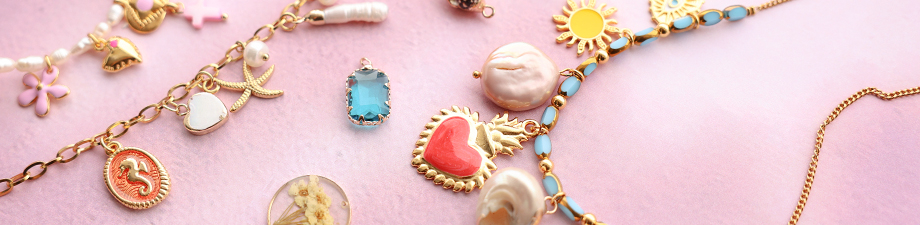 Appena arrivati! Ciondoli in metallo DQ con smalto