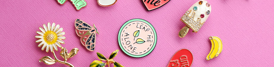 Nuova collezione di spille e pins colorate