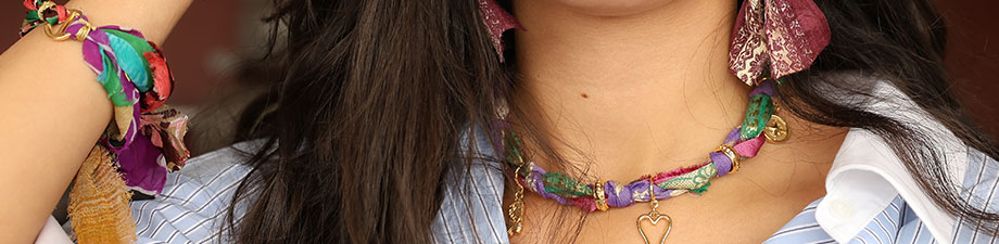 Acquista il nastro di seta Sari da Perline Ingrosso Online Acquista il nastro di seta Sari da Perline Ingrosso Online