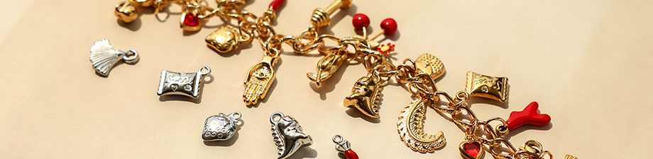 Novit&agrave;: ciondoli in acciaio inossidabile